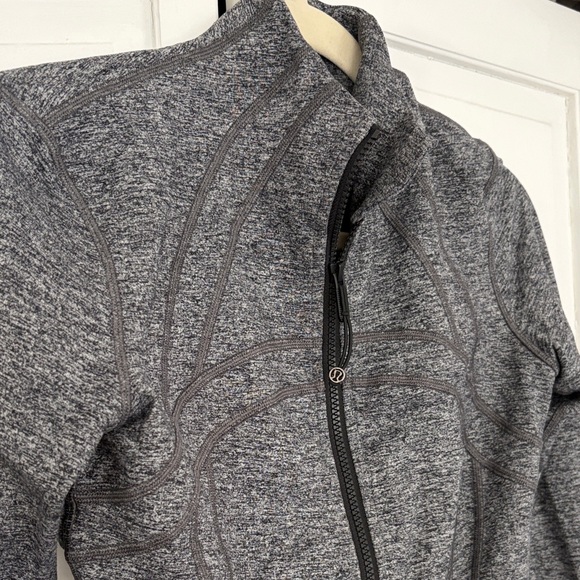 Lululemon Define Performance Jacket - Picture 3 of 4